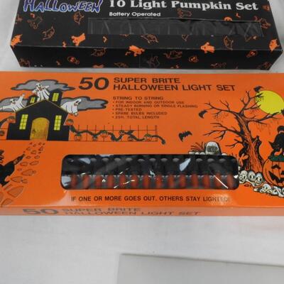 Halloween Decorations: 4 Spider Web Bags, 50 and 2 10 Light Sets - New