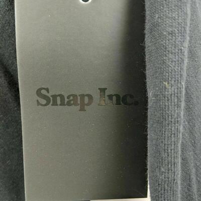 Snapchat Logo King by Snap Inc 2018 Black Sweatshirt Large - New