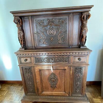 Absolutely gorgeous chest