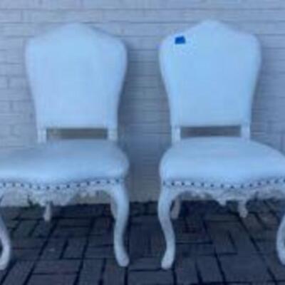 Set of 2 White Leather Chairs