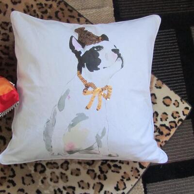 Leopard Rug + 2 Pillows + 2 Planters