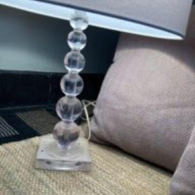 4 Cushions + Lamp