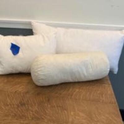 Set of 3 Pillows