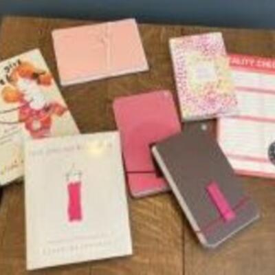 Mixed Lot of Paper & Books