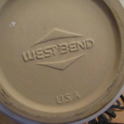 Vintage West Bend Electric Bean/Soup Pot Set- Lid has Crack