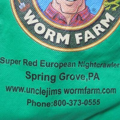 Uncle Jim's Worm Farm European Nightcrawlers Composting and Fishing Worms