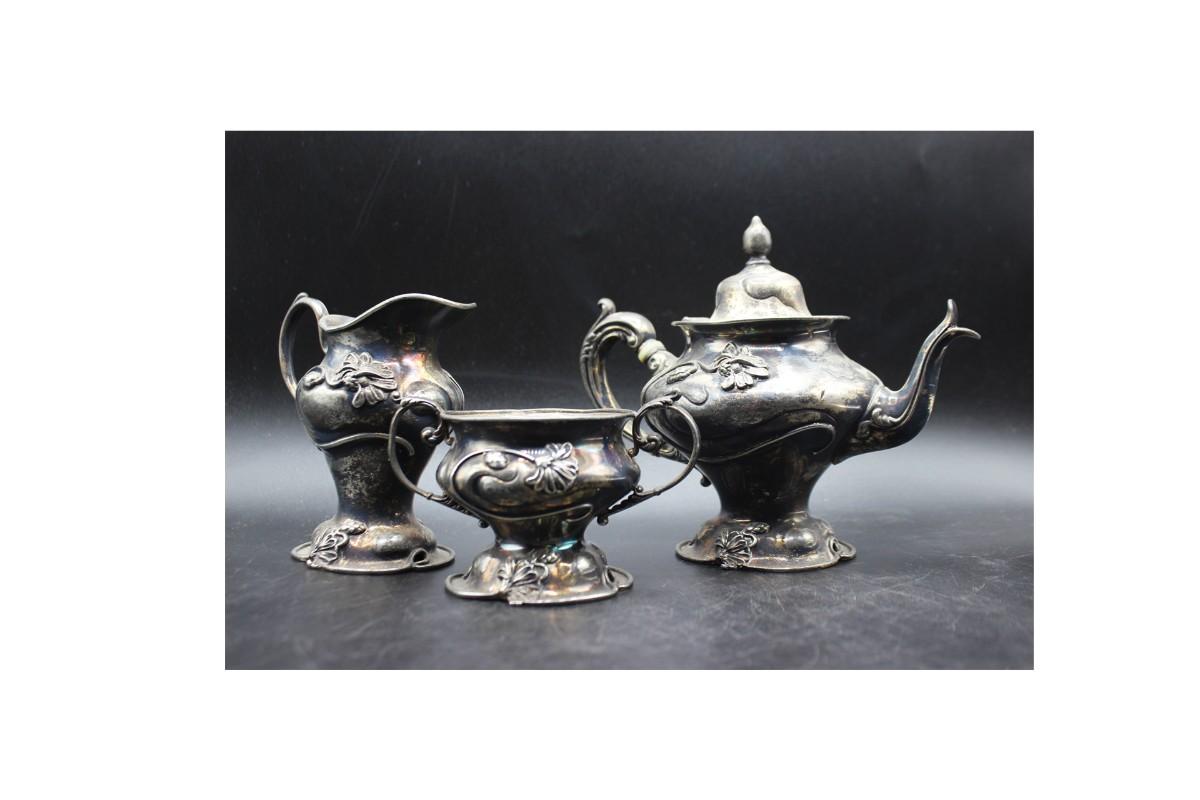 Antique Lot of Derby Silver Co Quadruple Plate Tea Set | EstateSales.org