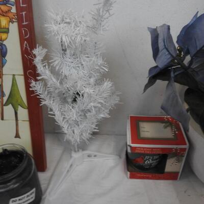 10 pc Decor, Snowman Decor, Reindeer Ornaments