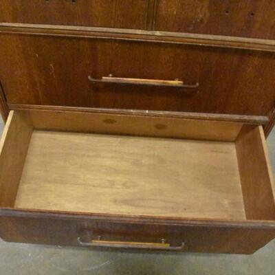 Wooden Dresser: 4 Layers of Drawers, Damaged Side. MCM Vintage