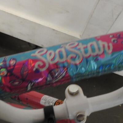 Huffy Sea Star Bike, Needs New Back Tire, 19" Wheels