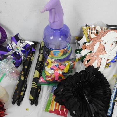 Party Lot: Balloon Pump, Pink Party Dishes, Party Decor, Fans