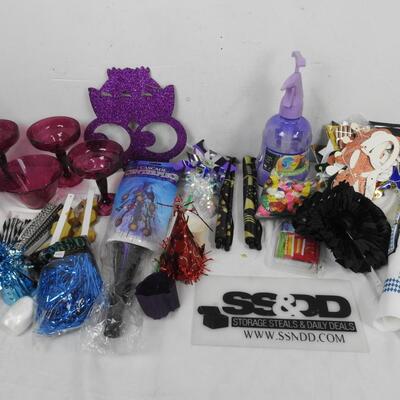 Party Lot: Balloon Pump, Pink Party Dishes, Party Decor, Fans