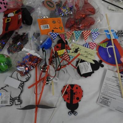 20+ Craft Lot, Fuzzy Sticks, Balloons, Letters, Holiday Decorations