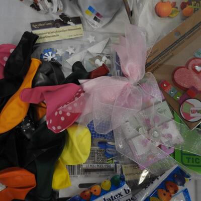 20+ Craft Lot, Fuzzy Sticks, Balloons, Letters, Holiday Decorations