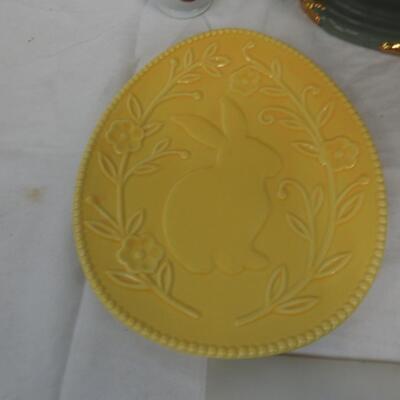 Vintage Glass DÃ©cor: Green Bowl, Porcelain Cups , Small Plate ,Egg Plate