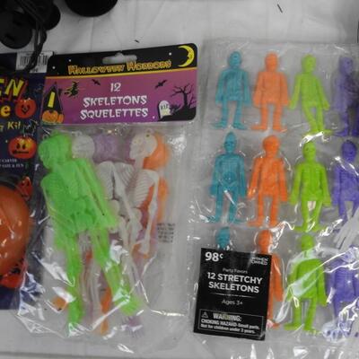 15+ Halloween Lot: Metal Bucket, Lights, Sticky Eyeballs, Skeleton Toys