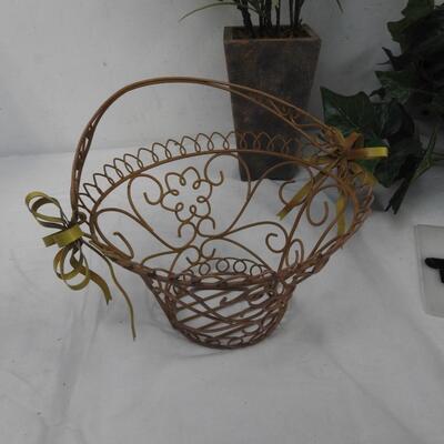 3 Item Faux Planter Boxes, Metal DÃ©cor Basket, 1 Tree, 1 Bush, Gold Container