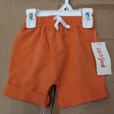1 lot of 5 Orange  Cat & Jack Infants  Shorts  Size 0-18mo
