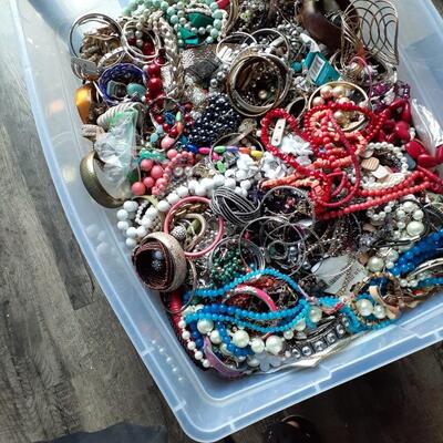 Lot of 1 40 Lb Plastic Tub/Bin of Jewelry Assorted  pcs