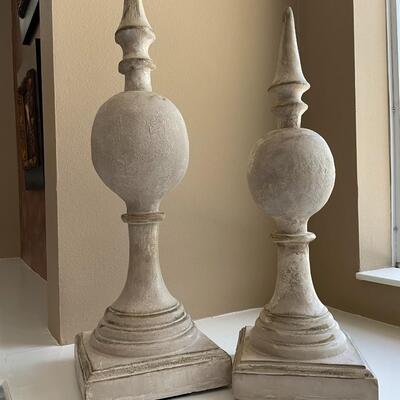 Lot 4  Pair of Large Finials. Tallest 25