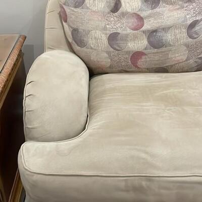 Lot 48   Sofa  90" x 40"