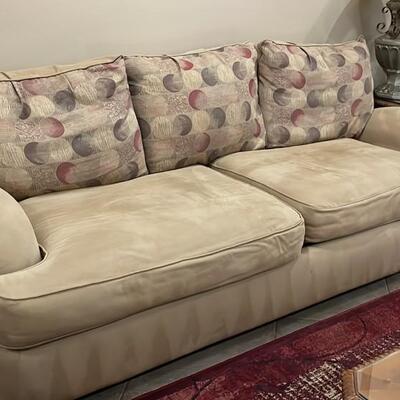 Lot 48   Sofa  90" x 40"