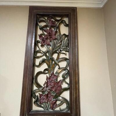 Lot 66  Wall Decor