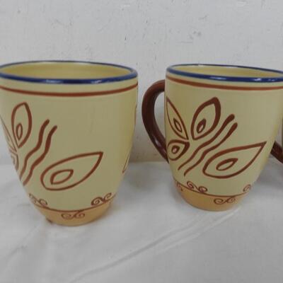 4 Pfaltzgraff Mugs, Ceramic, Light Brown, Red and Blue
