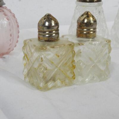 6 Salt and Pepper Shaker Sets, Round, 1 Pink, Clear Glass
