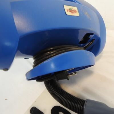 TurtleWax Small BLue Car Vacuum, Tested and Works, 3 Different Attachments