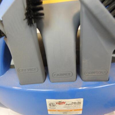 TurtleWax Small BLue Car Vacuum, Tested and Works, 3 Different Attachments
