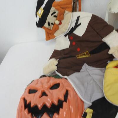 16 pc Fall/Halloween/Thanksgiving Decor: Basket, Decorative Dishes, Wall Decor