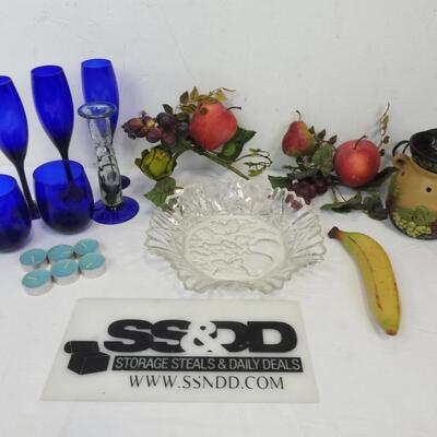 17 pc Kitchen & Home Decor: 5 Glasses, Candle Holder, Glass Bowl, Wax Warmer