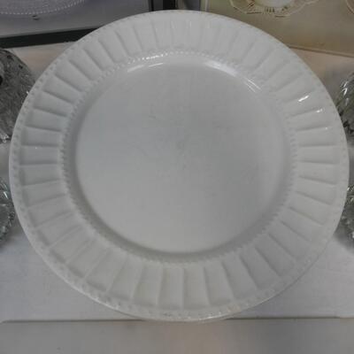 11 pc Kitchen/Entertaining/Decor: 5 plates, 4 Candles, Relish Dish, Wire Basket