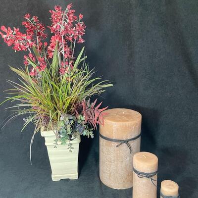 Lot 101  Three Candle Set and Silk Arrangement