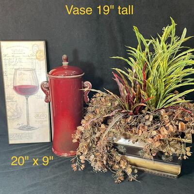 Lot 116  Decor Lot with Wine Print and More