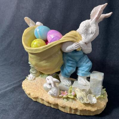 Lot 127  Easter Figurine