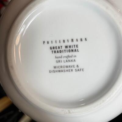 Lot 6.5 Assorted White Dinnerware