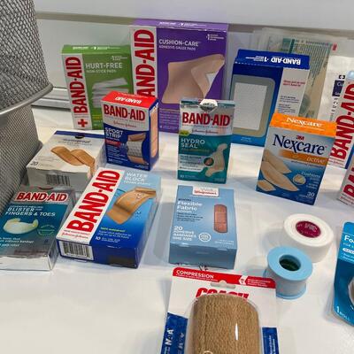 Lot 151.5C. Assorted BandAids and Bandages