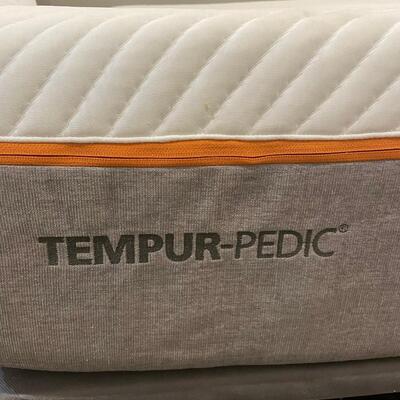 Lot 175. Queen Tempur-Pedic Mattress Set
