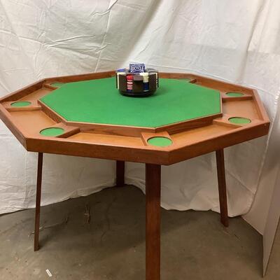 C742 Round Octagon Shaped Poker Card / Game Folding Table