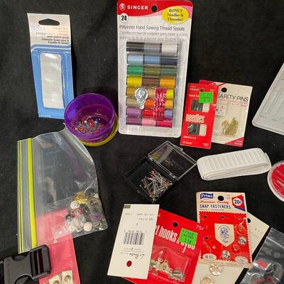 Lot 148   Sewing Lot