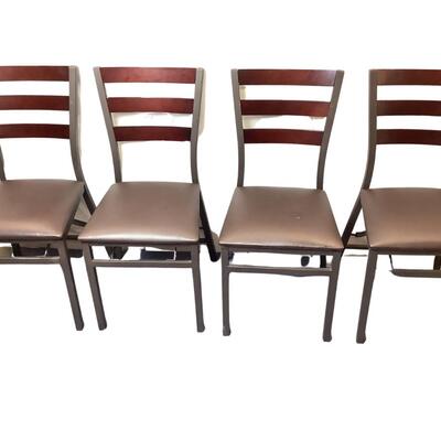 D767 Set of 4 Wooden Folding Chairs
