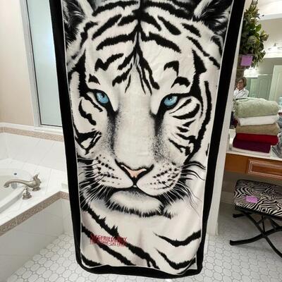 Lot 188  Siegfried & Roy Beach Towel