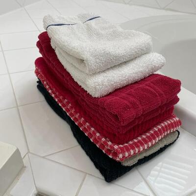 Lot 196   Six Dish Towels