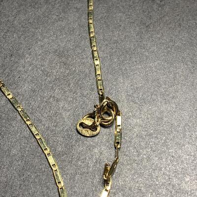 18K Gold Butterfly Pendant & Necklace