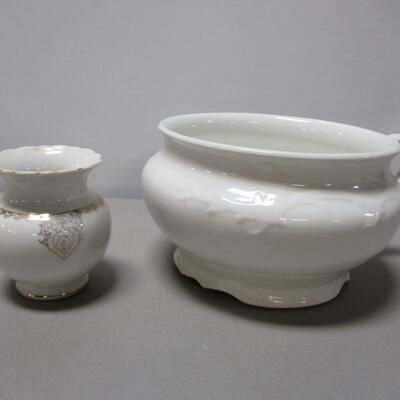 Antique Semi Vitreous Porcelain K T H Chamber Pot