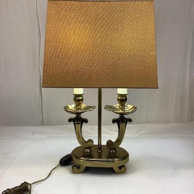 B869 Vintage Brass Desk Lamp with Shell Design