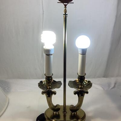 B869 Vintage Brass Desk Lamp with Shell Design