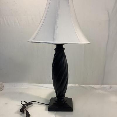 B886 Black Decorative Lamp